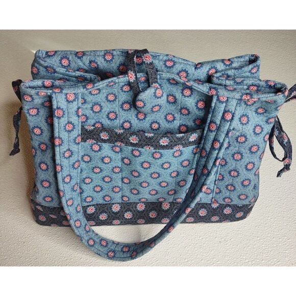 Beautiful and Unique Blue and Red Fabric Purse - Picture 4 of 15